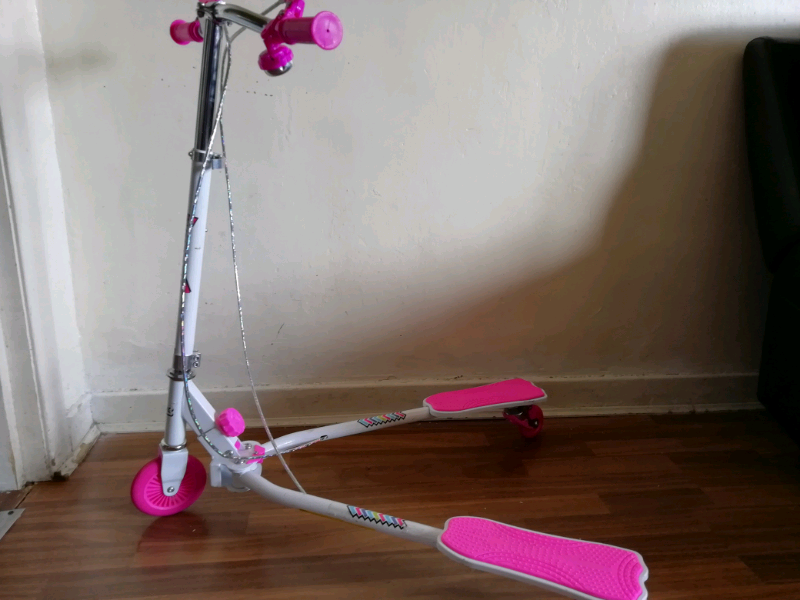 ozbozz scissor scooter pink